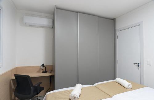 Centro Apartment | Central novo 2 quartos com Ar- Q e F home office