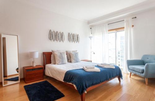 Parque das Nacoes Apartment | Central Orient Residence - Modern, spacious and sunny! By the river!