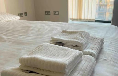 West Ealing Apartment | Central Quiet&Secure Flat 25
