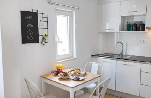 Alfama Apartment | Central&Quiet Studio in Graça