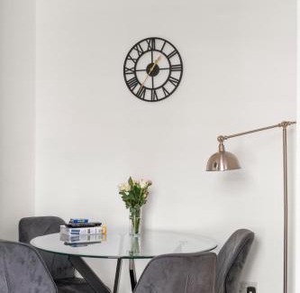Reading Apartment | Central Reading - 3 bed apartment
