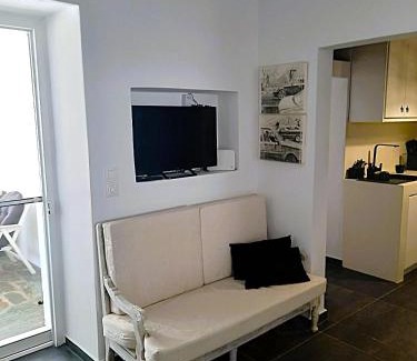 Skiros House | Central Skyros Hideaway