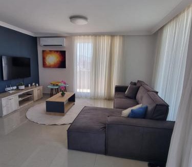 Mersin (Icel) Apartment | Central, Spacious Pent House -Sea view