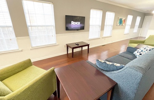 Mechanicsville House | Central/Spacious/Relaxing Cozy 3 Bedroom Home