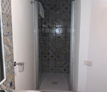 Corso dei Mille - Sant'Erasmo House | Central Station