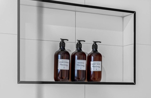 Beechworth Apartment | Central Studio in new townhouse!