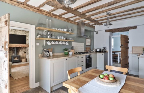 Tetbury House | Central Tetbury | Cotswold Cottage | 6 + Ensuites