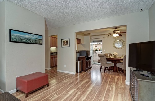 Clairemont Mesa Condo | Central to Everything San Diego! 2 bd, 2 ba Condo