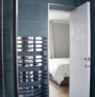 Lanchester Apartment | Central village location