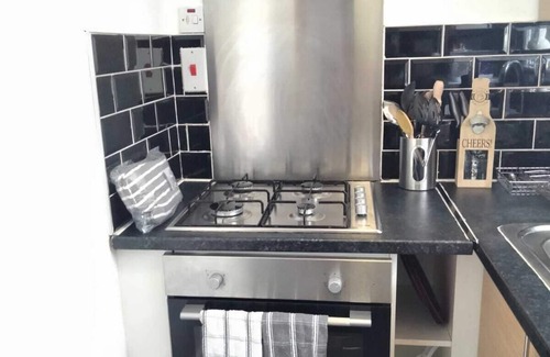 Penge Condo | Centrally Located Apartment