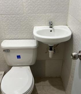 La Vega Province Villa | Centrally located in El pino la vega, space for 8 or more guest, heated pool