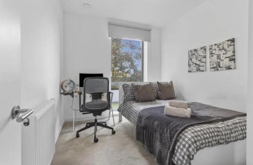 Wembley Central Apartment | Centrally Located - Modern - 2Bed - 2Bath Apartment