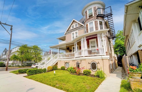 North End Apartment | Centrally Located Ocean City Apt < 1 Mi to Beaches