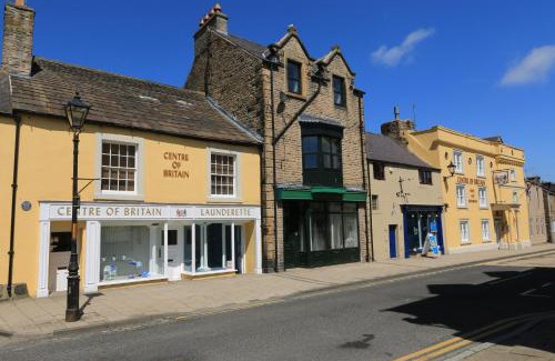 Haltwhistle Hotel | Centre Of Britain Hotel