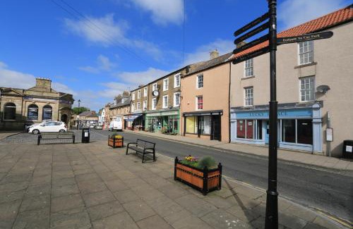 Haltwhistle Hotel | Centre Of Britain Hotel