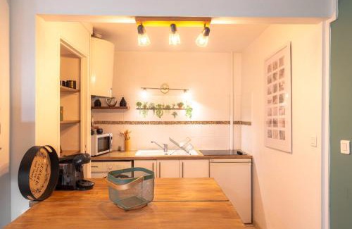 Arnaud Bernard Apartment | centre ville proche du métro