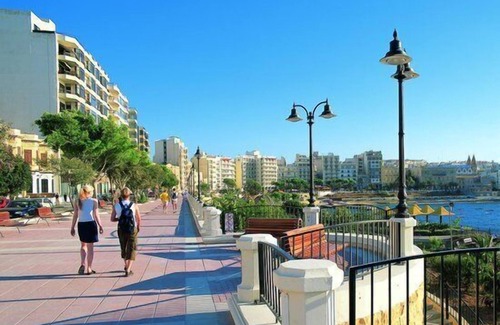 Msida Apartment | Centric and Modern Apartment Close to Amenities