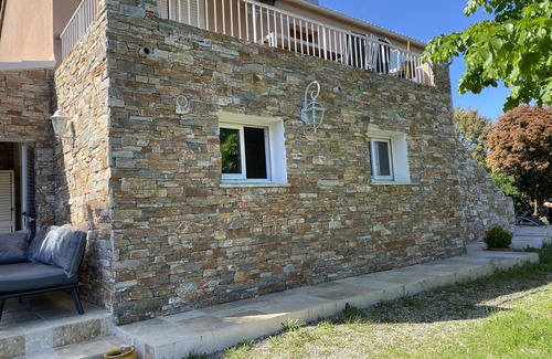 Cervione Apartment | CERVIONE, ground floor villa for 2 people - Heated swimming pool