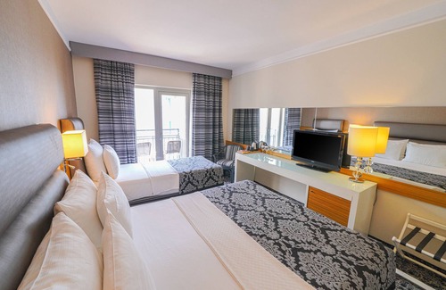 Marmaris City Center Hotel | Cettia Beach Resort - Adults Only