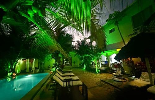 Paje Hotel | CeZeRe THE PALM HOTEL