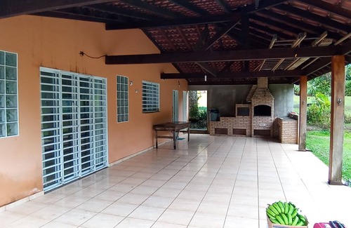 Itariri House | Chácara Recanto dos Pássaros com Rio no Terreno
