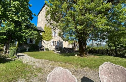 Cruet Bed & Breakfast | Château De La Rive