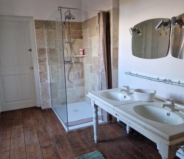 Saint-Justin Bed & Breakfast | Château St Justin