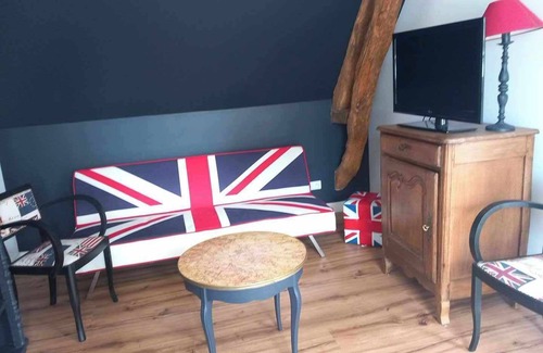 Anglesqueville-la-Bras-Long House | Charming house