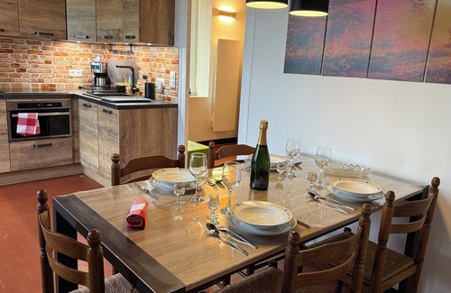 Chateau-Chinon House | CHAINTRE LA VALLEE