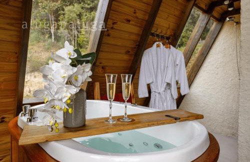 Sao Pedro de Alcantara Ski Chalet | Chalé Alcântara - Com banheira para casal