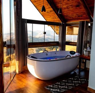 Costas Ski Chalet | Chalé Serra dos tucanos