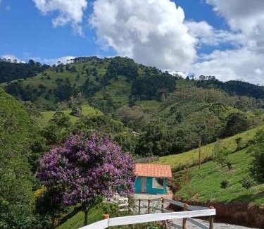 Costas Ski Chalet | Chalé Som do Riacho e Chalé Riacho Sereno, com Hidromassagem e Lareira á 20 minutos de Gonçalves-MG