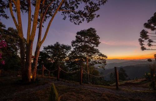 Campos do Jordao Ski Chalet | Chalé Sunset Hills em Campos do Jordão