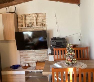 Rakova Ski Chalet | Chalúpka Mischel