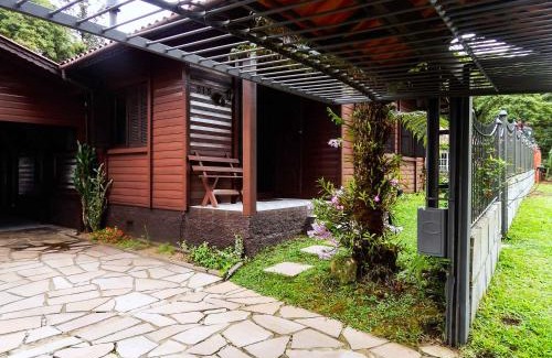 Vila Suzana House | Chale Bosque da Serra - Lindo Chalé