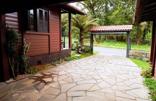 Vila Suzana House | Chale Bosque da Serra - Lindo Chalé