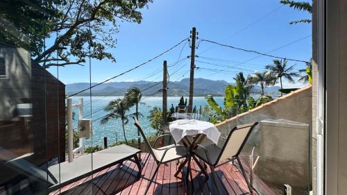Cambaquara Ski Chalet | Chale Terapia com vista para o mar, WiFi e ar