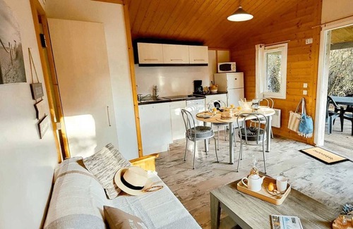 Saint-Denis-d'Oleron Ski Chalet | Chalet 2 étoiles - Piscine - eebbhh