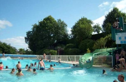 Merdrignac Ski Chalet | Chalet 3 étoiles - Piscine - eehaed