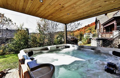 Stoneham Ski Chalet | Chalet 31 Chemin Blanc by Les Chalets Alpins