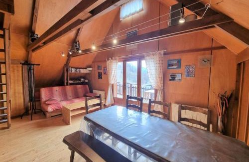 Saint-Michel-de-Chaillol Ski Chalet | Chalet 5 pers avec balcon, animaux admis, garage, Chaillol 1600 - FR-1-393-13