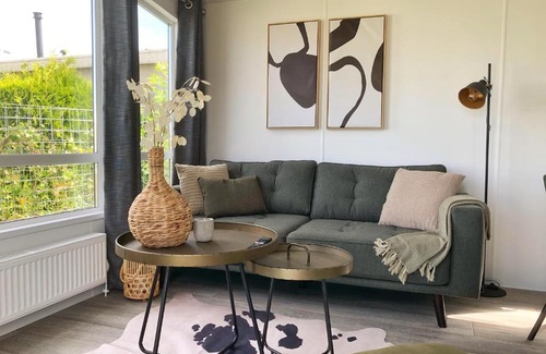 Sint Maarten Ski Chalet | Chalet 579 op Recreatiepark De Wielen