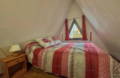 Les Angles Ski Chalet | Chalet 6 couchages avec balcon et parking aux Angles - FR-1-295-170