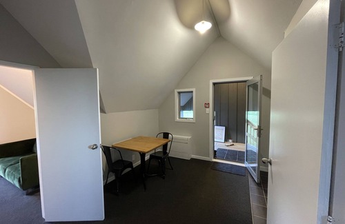 Methven Ski Chalet | Chalet 8 (1 Bed) Pudding Hill