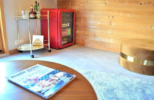 Oz-en-Oisans Ski Chalet | Chalet 800, cosy and luxury mountain chalet near Alpe d'Huez 8p