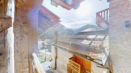 Champagny-en-Vanoise Ski Chalet | CHALET ALOUETTE Authentique et confortable Proche commerces et Pistes