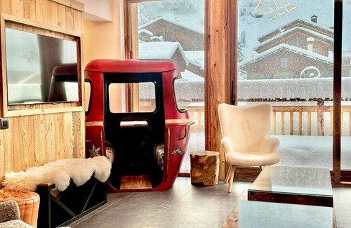 Le Bettaix Ski Chalet | Chalet Aspen - Luxury Chalet 15 people Spa/Sauna/Gym/Fireplace/Parking/Game Room