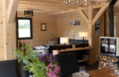 Saint-Maurice-Crillat Ski Chalet | Chalet au coeur du Jura à 5min de la plage de Clairvaux