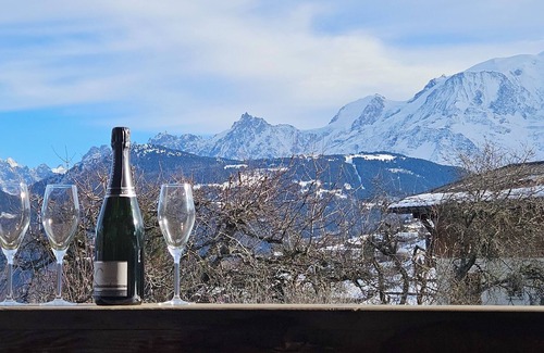 Combloux Ski Chalet | Chalet Centre Combloux Avec vue Magnifique sur la Chaine du Mont Blanc