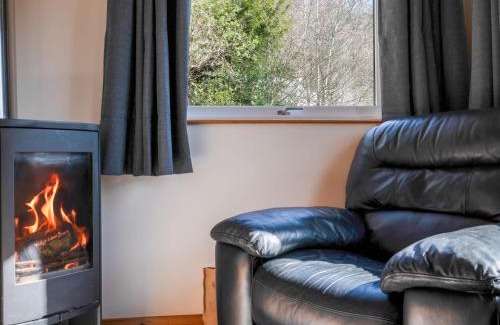 East Lewiston Ski Chalet | Chalet Cherrytree Farm by Interhome